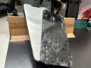 iPhone修理なら【モバイル修理 救急便】へ