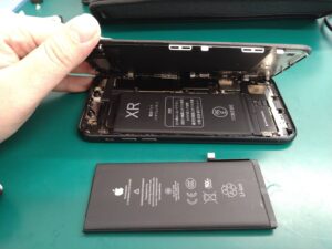 iPhone修理なら【モバイル修理 救急便】へ
