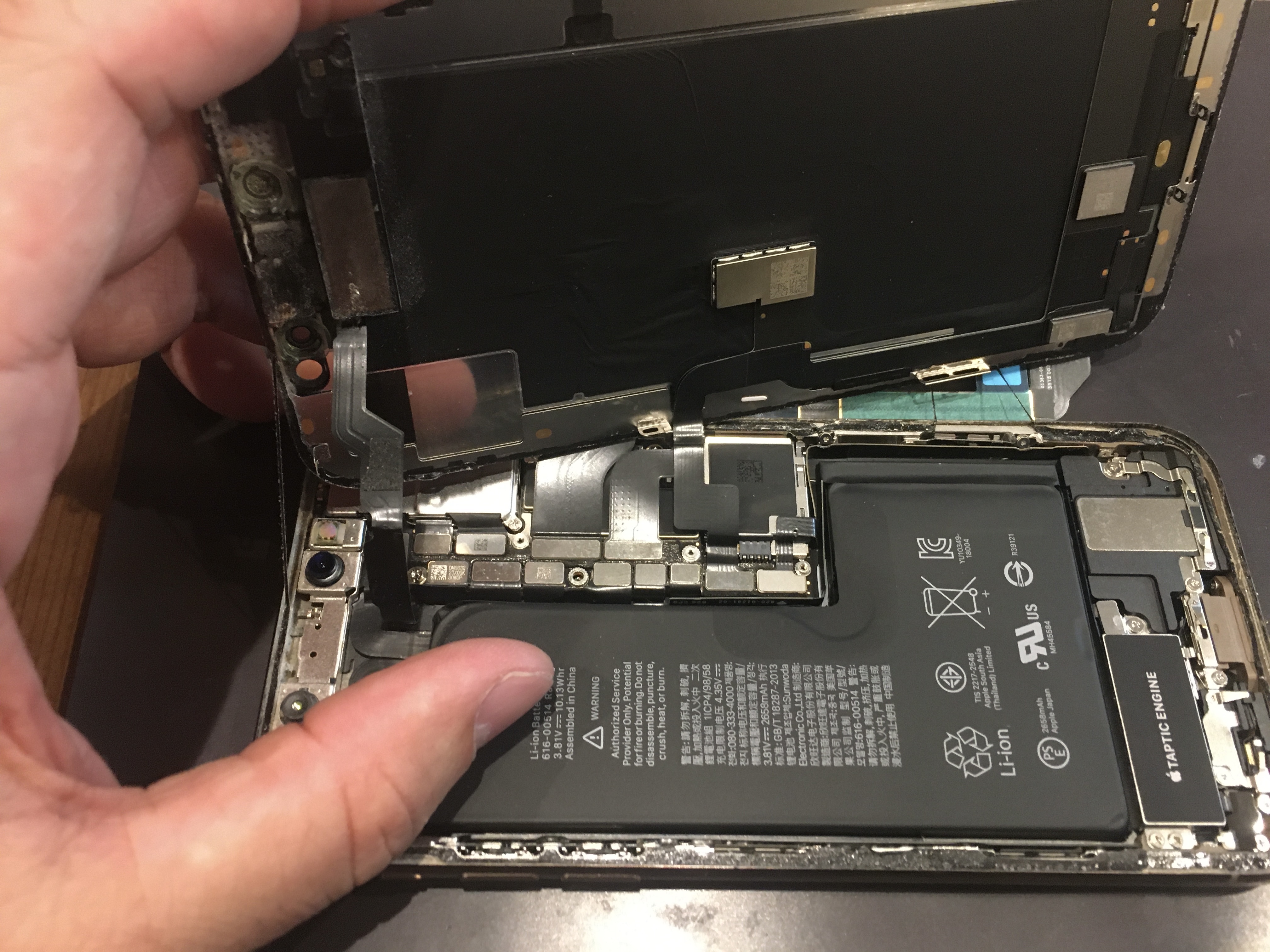 iPhone修理なら【モバイル修理 救急便】へ