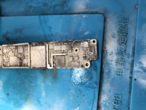 iPhone修理なら【モバイル修理 救急便】へ