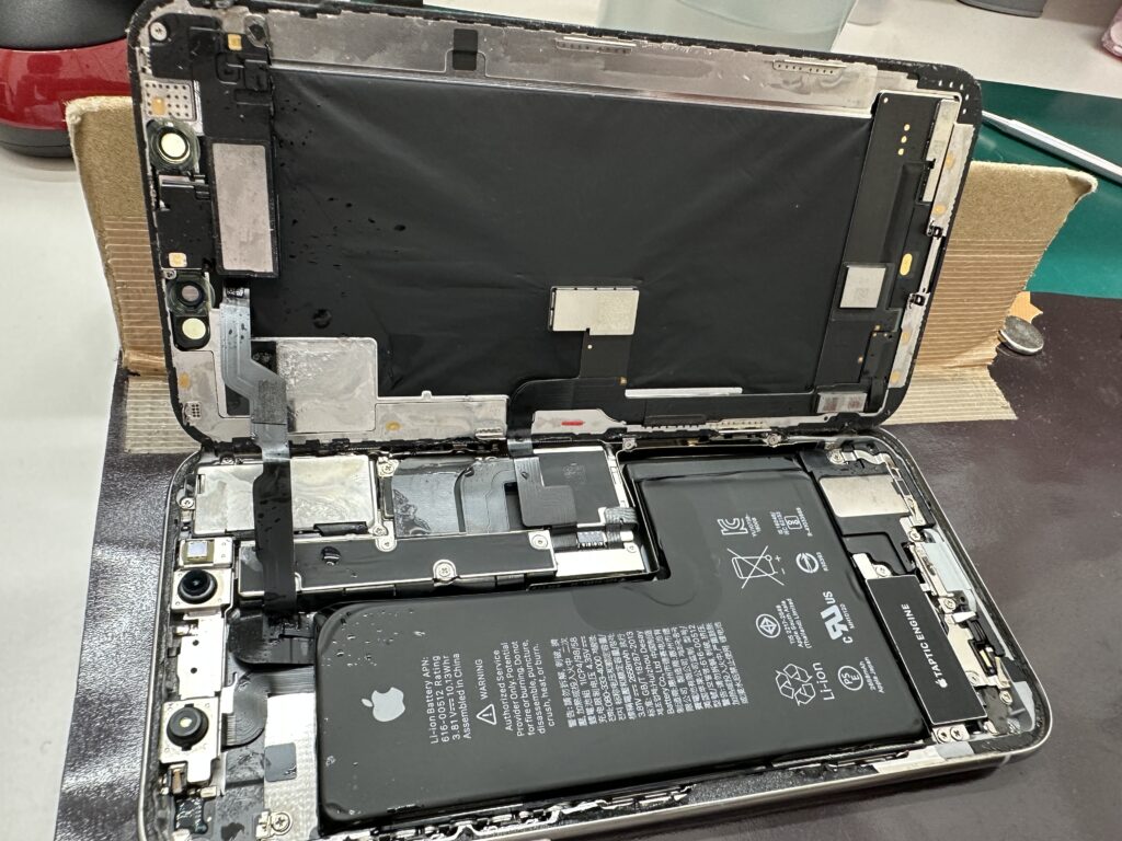 iPhone修理なら【モバイル修理 救急便】へ