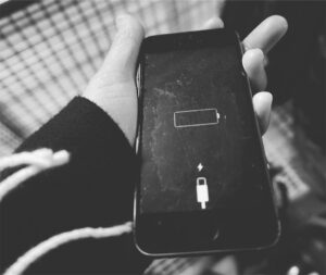 iPhone修理なら【モバイル修理 救急便】へ