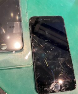 iPhone修理なら【モバイル修理 救急便】へ