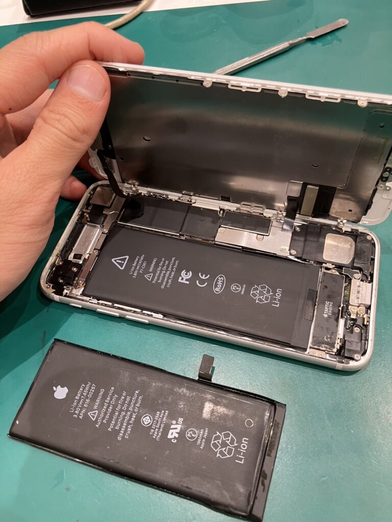 iPhone修理なら【モバイル修理 救急便】へ