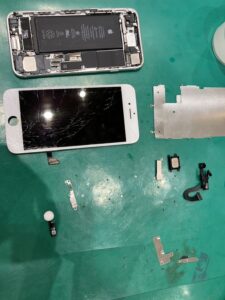 iPhone修理なら【モバイル修理 救急便】へ