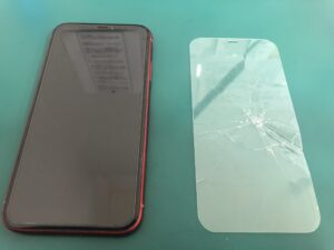 iPhone修理なら【モバイル修理 救急便】へ