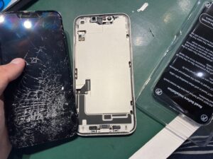 iPhone修理なら【モバイル修理 救急便】へ
