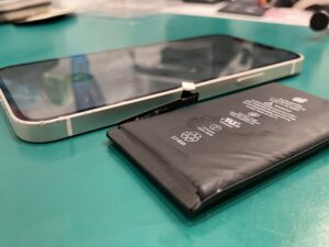 iPhone修理なら【モバイル修理 救急便】へ