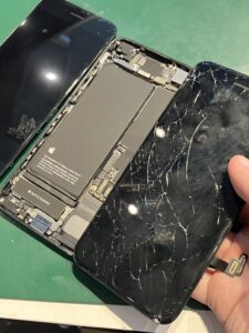 iPhone修理なら【モバイル修理 救急便】へ