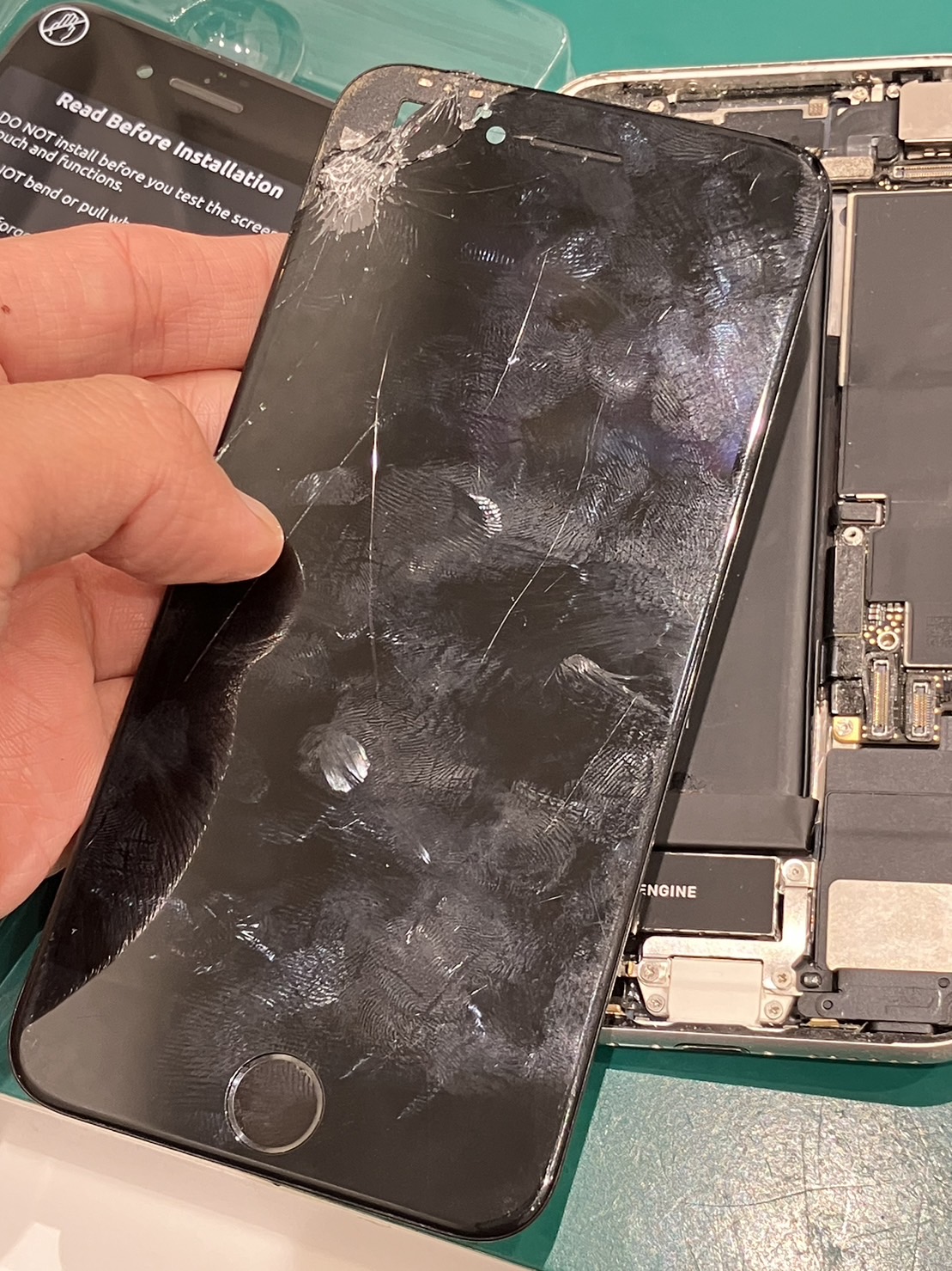 iPhone修理なら【モバイル修理 救急便】へ