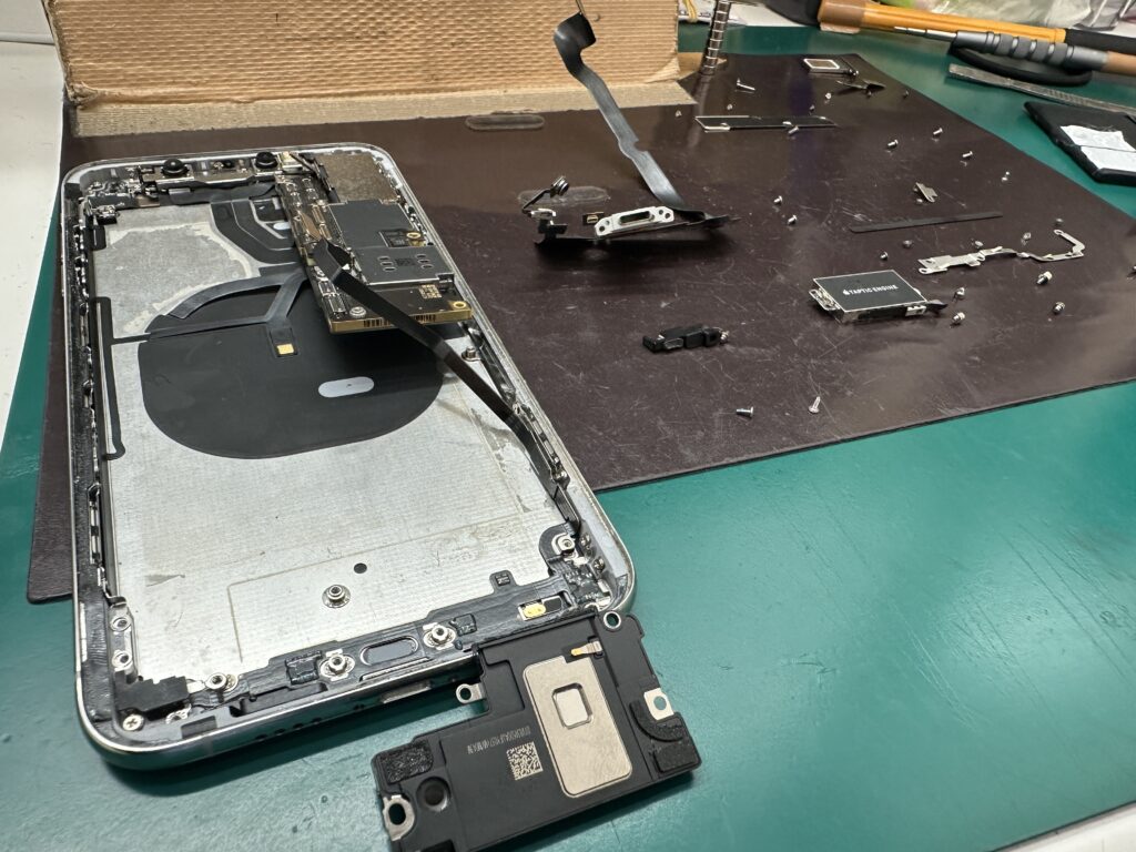 iPhone修理なら【モバイル修理 救急便】へ