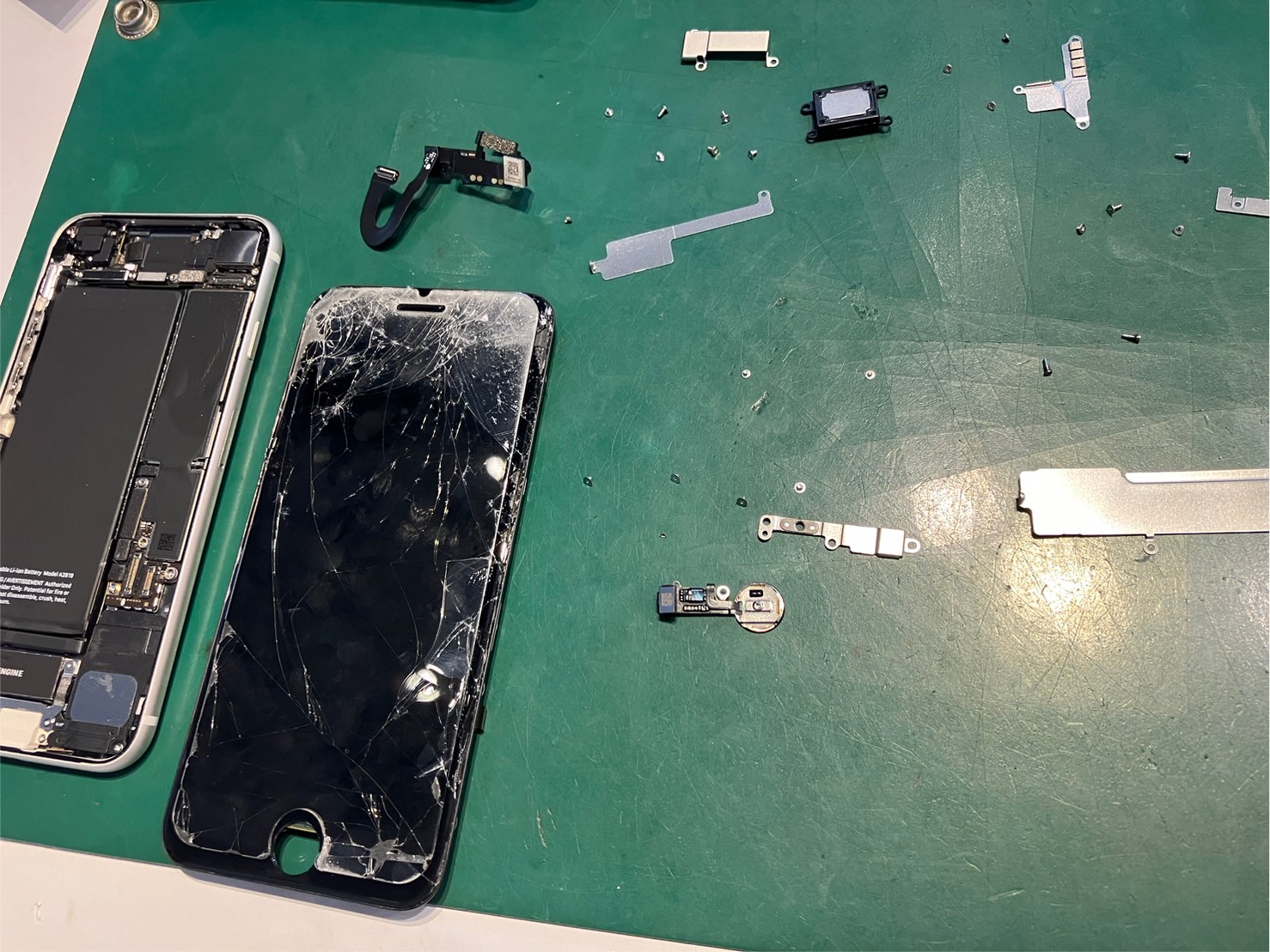 iPhone修理なら【モバイル修理 救急便】へ