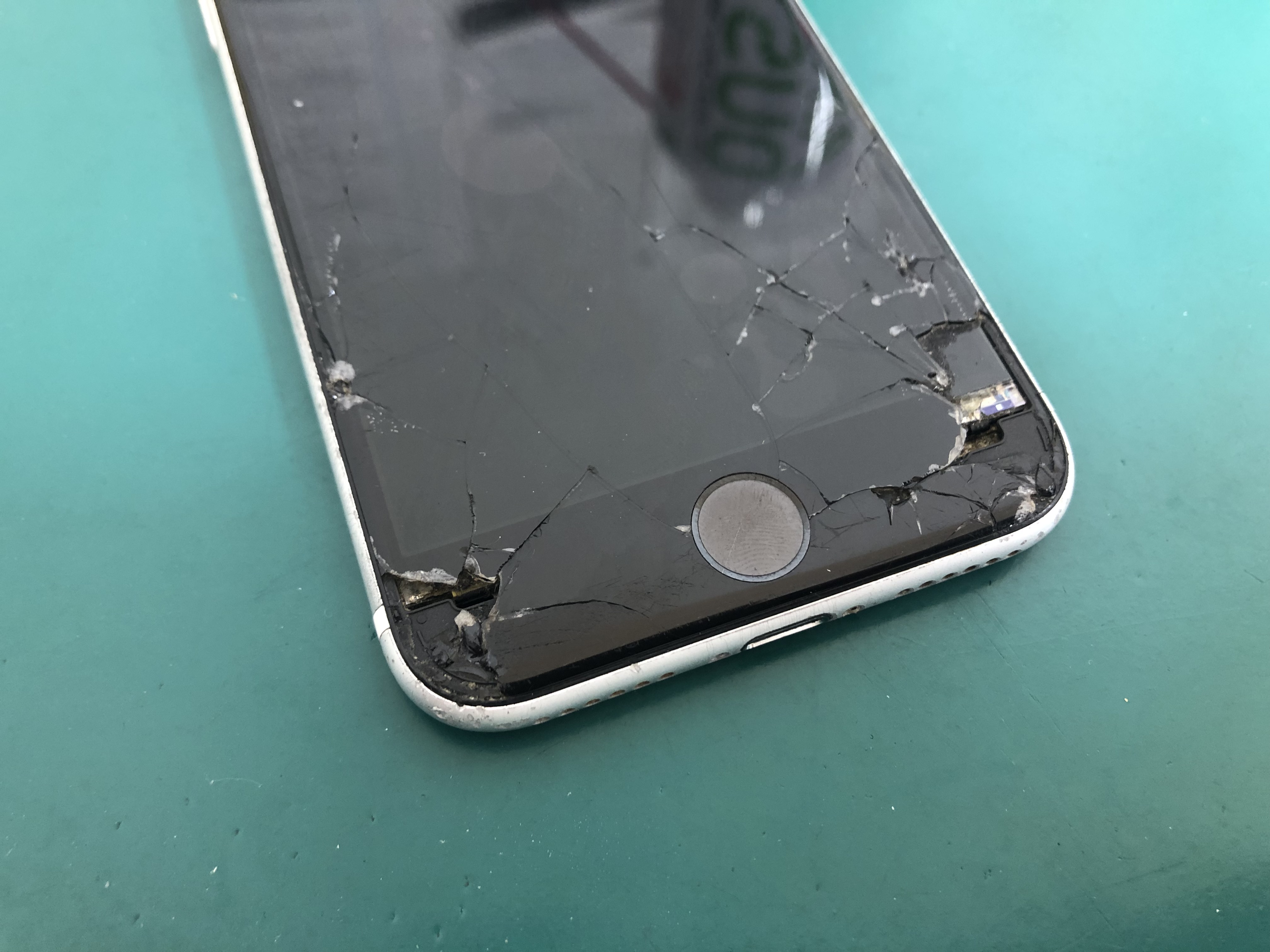 iPhone修理なら【モバイル修理 救急便】へ