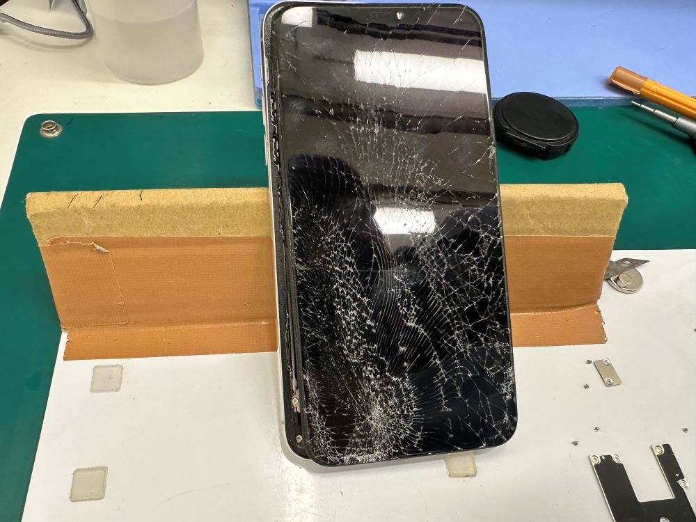 iPhone修理なら【モバイル修理 救急便】へ