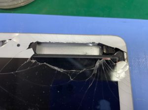 iPadガラス割れ