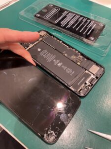 iPhone修理なら【モバイル修理 救急便】へ