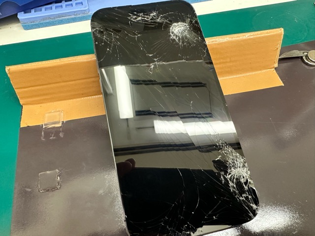 iPhone修理なら【モバイル修理 救急便】へ