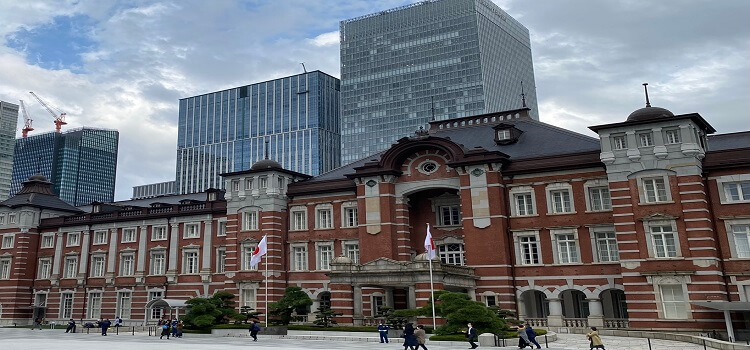 iPhone修理救急便 東京駅ヤエチカ店 (東京駅八重洲口 近く) の店舗外観写真