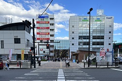 新小岩駅前店 アクセス 2:南口を出てそのままお進みください。