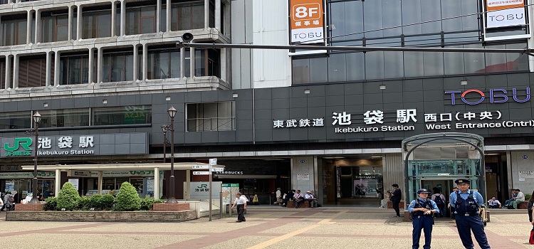 iPhone修理救急便 池袋西口地下街店 (池袋駅西口 徒歩1分 近く) の店舗外観写真