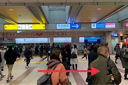 ルミネ立川店 アクセス 1:JR立川駅改札口からご案内します。「北口方面」にお進みください。