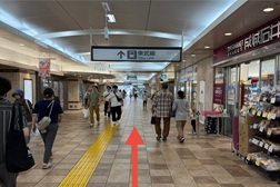 アトレ亀戸店 アクセス 3:そのまま真っ直ぐお進みください。