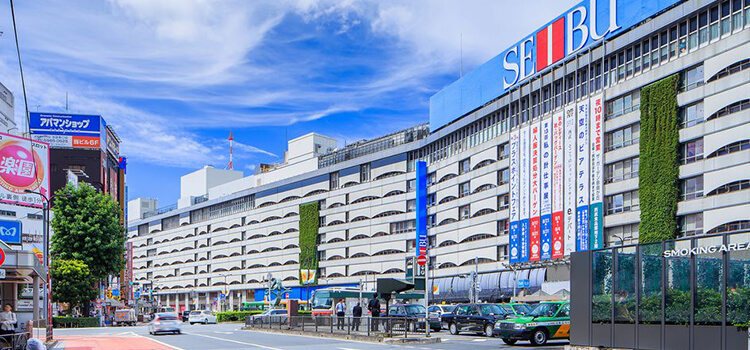 iPhone修理救急便 池袋東口店 (池袋駅 東口 徒歩3分 近く) の店舗外観写真