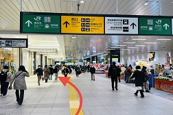 ルミネ大宮店 アクセス 2:すぐに「LUMINE2」の入口がございます。ください。